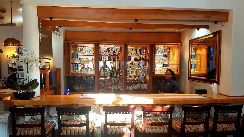 בית מלון כפרי Oakhurst