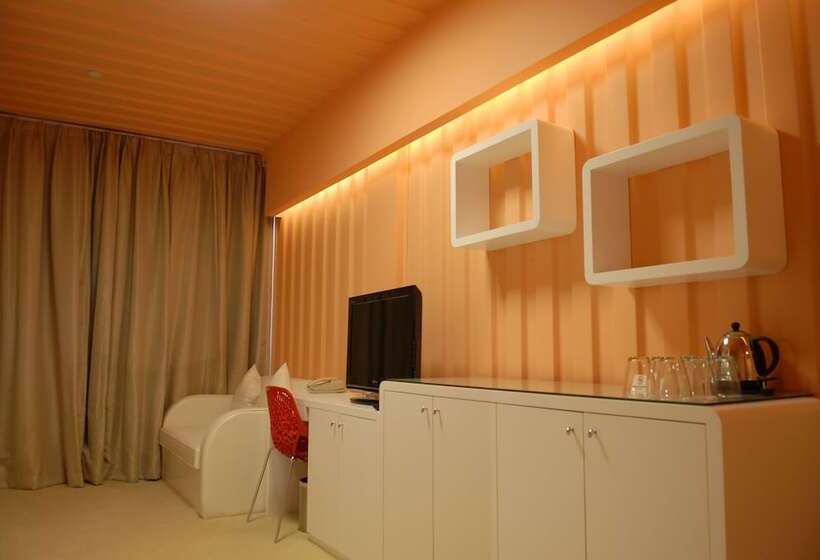 Otel Oct East Cargo Hostel Shenzhen