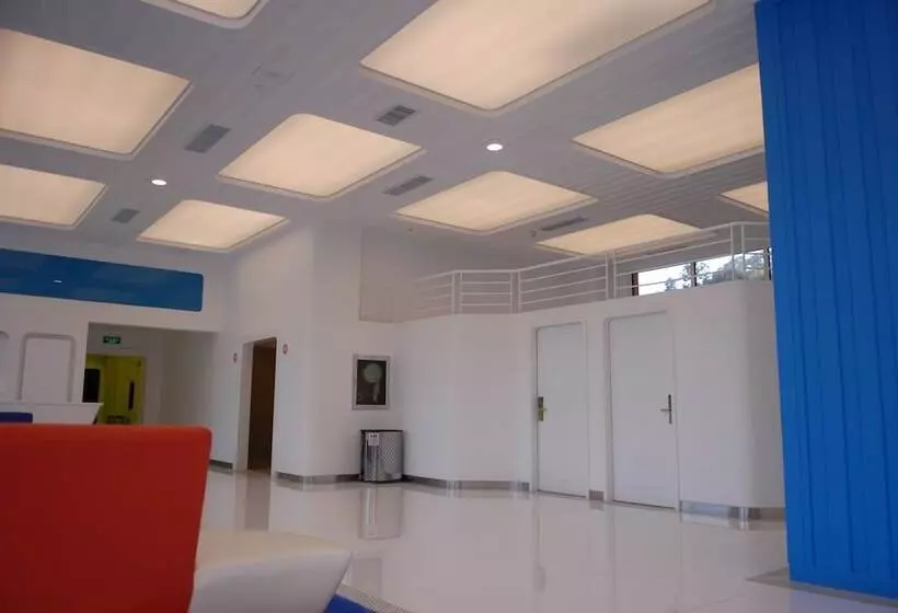 בית מלון כפרי Oct East Cargo Hostel Shenzhen