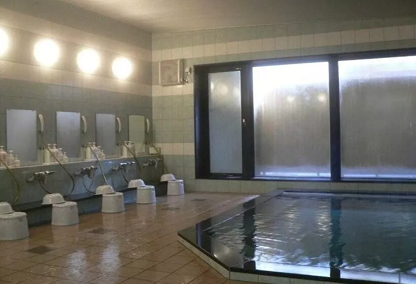 هتل Route Inn Aomori Ekimae