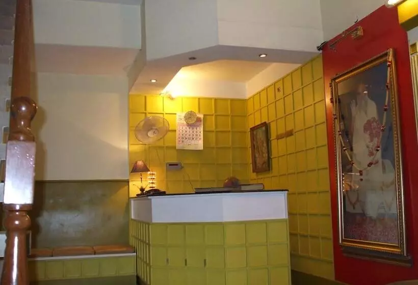 בית מלון כפרי Samrat