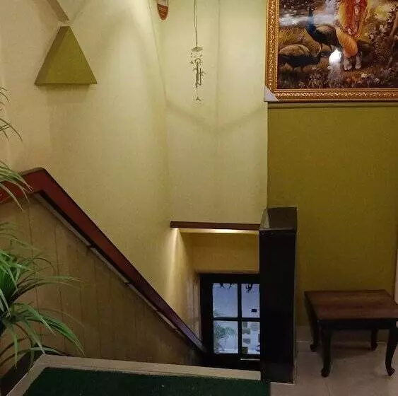 בית מלון כפרי Samrat