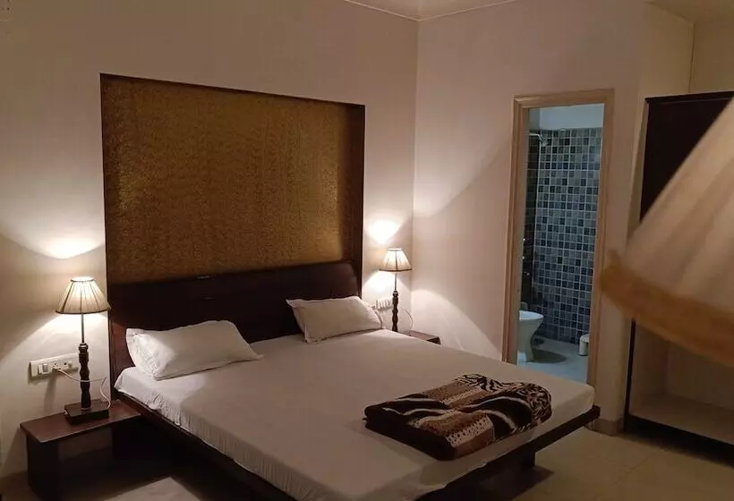 בית מלון כפרי Samrat