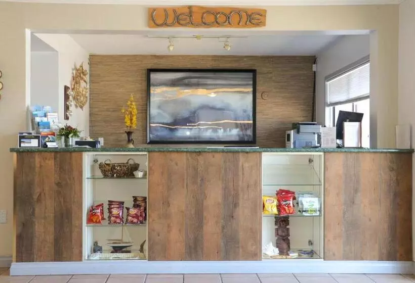 Hotel The Waterfront Suites And Marina