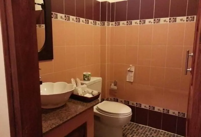 هتل Visoun Namsok