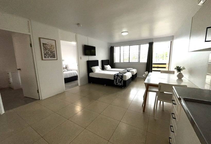 מוטל Browns Broadbeach