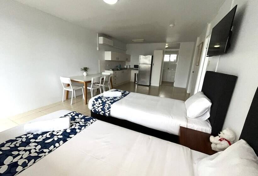 מוטל Browns Broadbeach