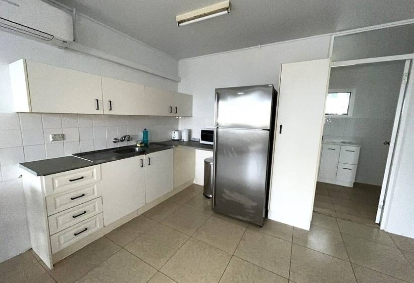 מוטל Browns Broadbeach