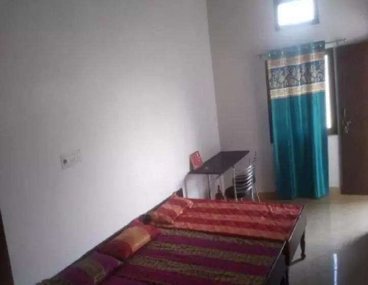 هتل Puspwan And Restaurant By Stayapart