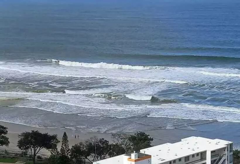 هتل Your Stay In Surfers