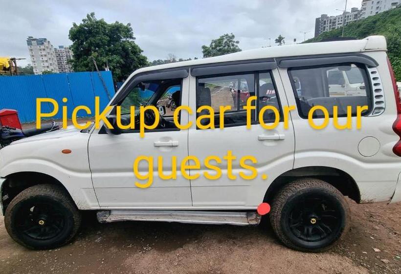 ベッドアンドブレックファースト The Skyi County Dapoli