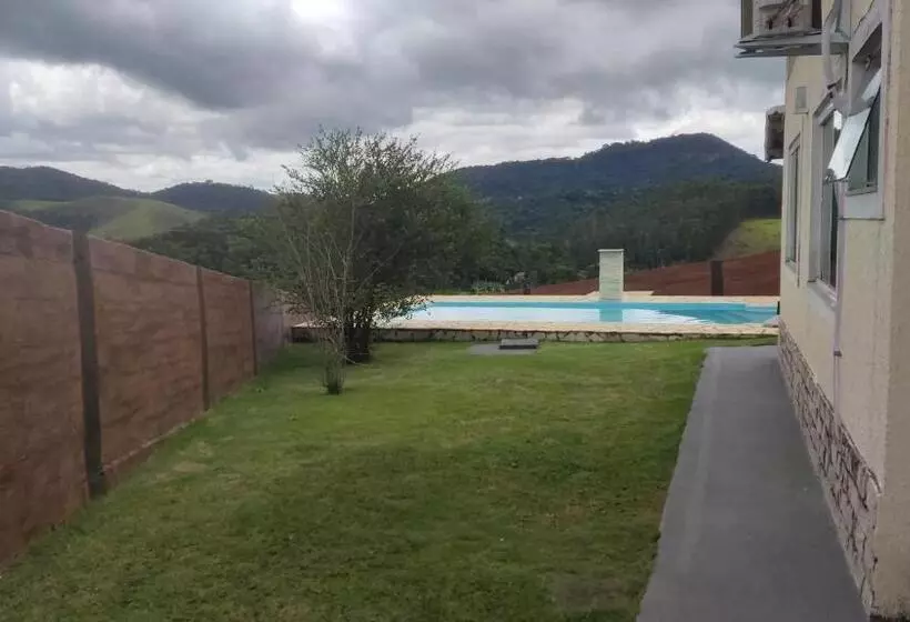 Aamiaismajoitus (B&B) Suite Requinte Da Serra