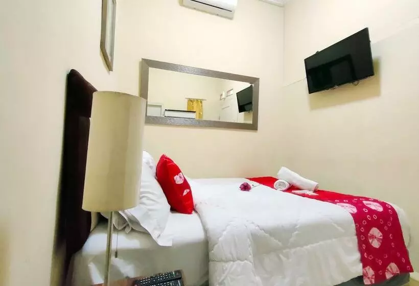 Majatalo Bogor   Beautiful Room For 2 With Ac