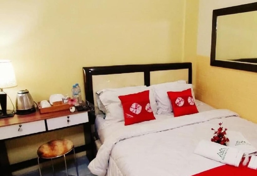 Пансион Charming Deluxe Room With Ac And Wifi