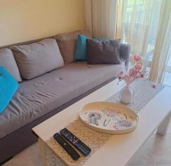 Santa Marina Apartaments  Karina 1