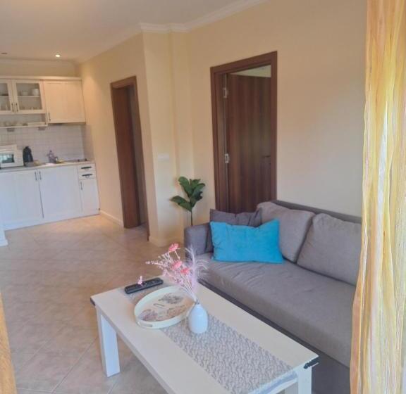 Santa Marina Apartaments  Karina 1