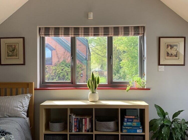 בית מלון כפרי Dragon Orchard Retreat