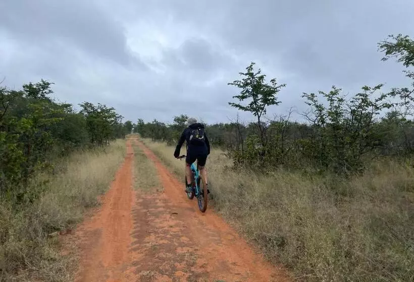 هتل Ngangane Lodge & Reserve