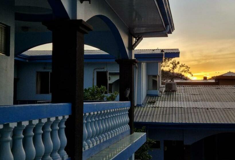 בית מלון כפרי Y Restaurante El Marino