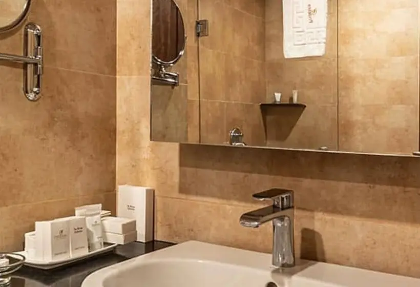 پانسیون Prideinn Mombasa City 4