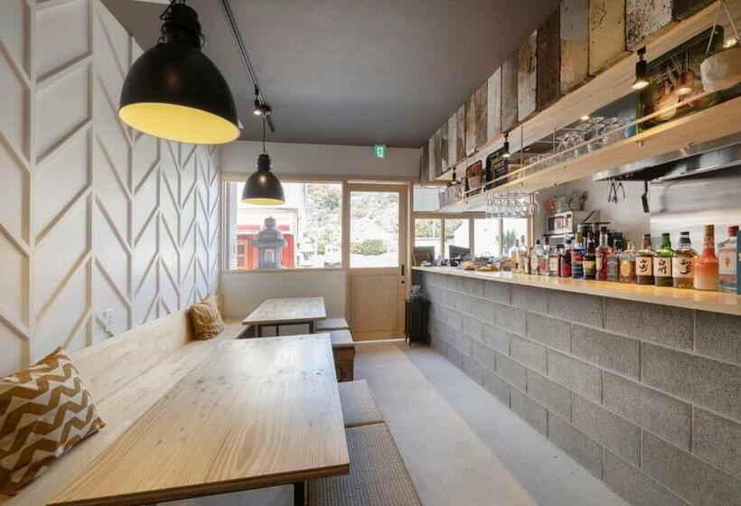 旅馆 Coliving & Cafe Sando