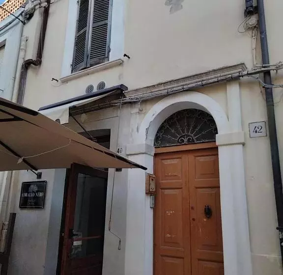 Aamiaismajoitus (B&B) Tiny House