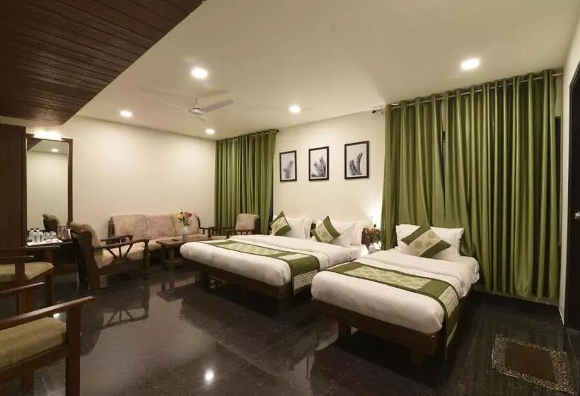 Hotel Clove