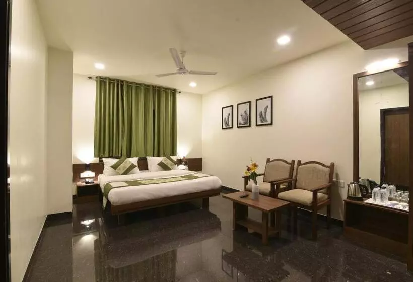 Hotel Clove