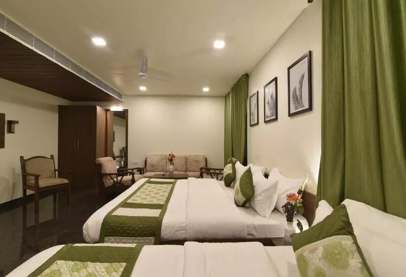 Hotel Clove