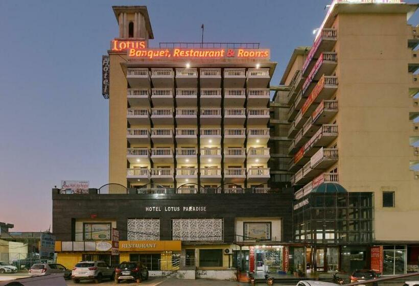 Hotel Lotus Paradise