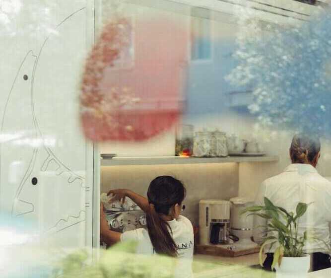 Marina Gardens Boutique&suites