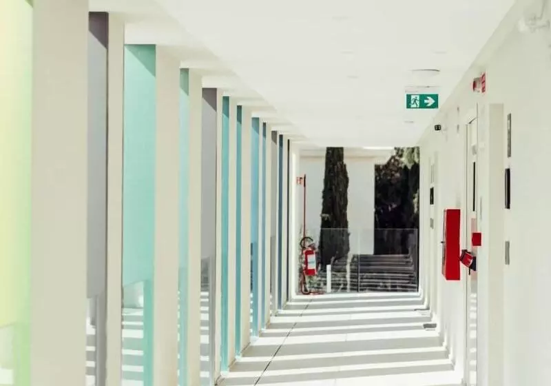 Marina Gardens Boutique&suites
