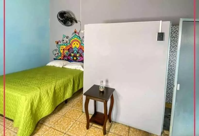 ペンション Hostal Casa Luna