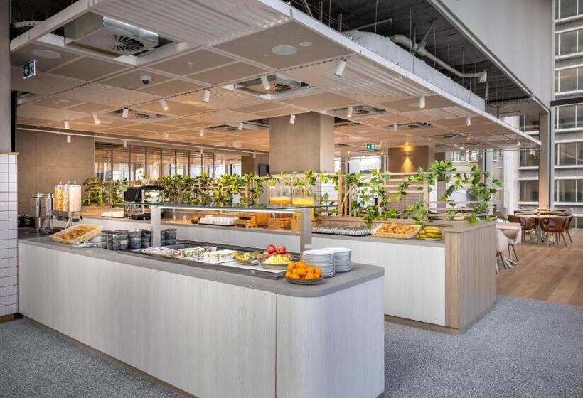 Отель Holiday Inn Express Auckland City Centre, An Ihg