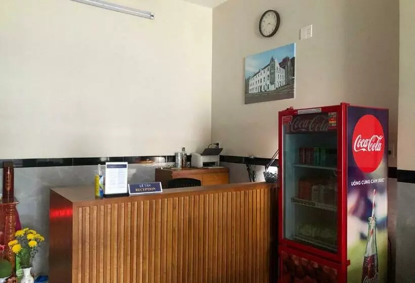 هتل Khách Sạn Huy Phương