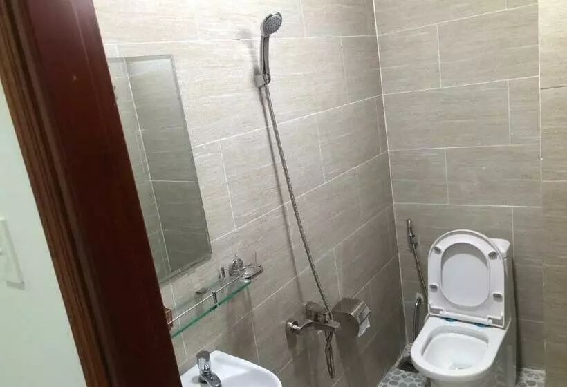هتل Khách Sạn Huy Phương