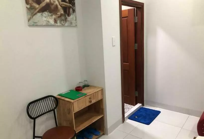 هتل Khách Sạn Huy Phương