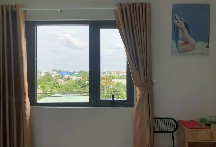 هتل Khách Sạn Huy Phương