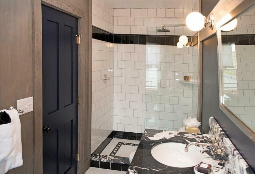 The Morgan Hotel Martha S Vineyard