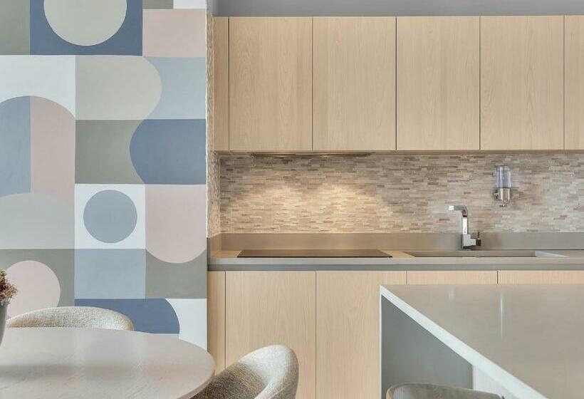 5 Star Hollywood Penthouse Breathtaking Ocean View Brand New 2br Bth