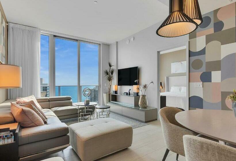 5 Star Hollywood Penthouse Breathtaking Ocean View Brand New 2br Bth