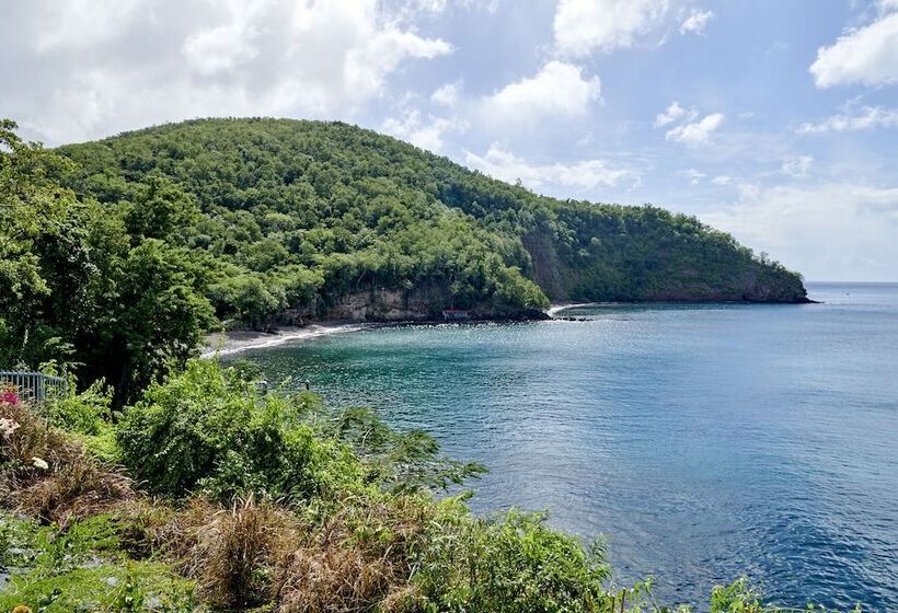 هتل Les Galets Rouges Lodges & Spa