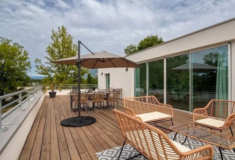 Hotelli Shana Hôtel & Résidence