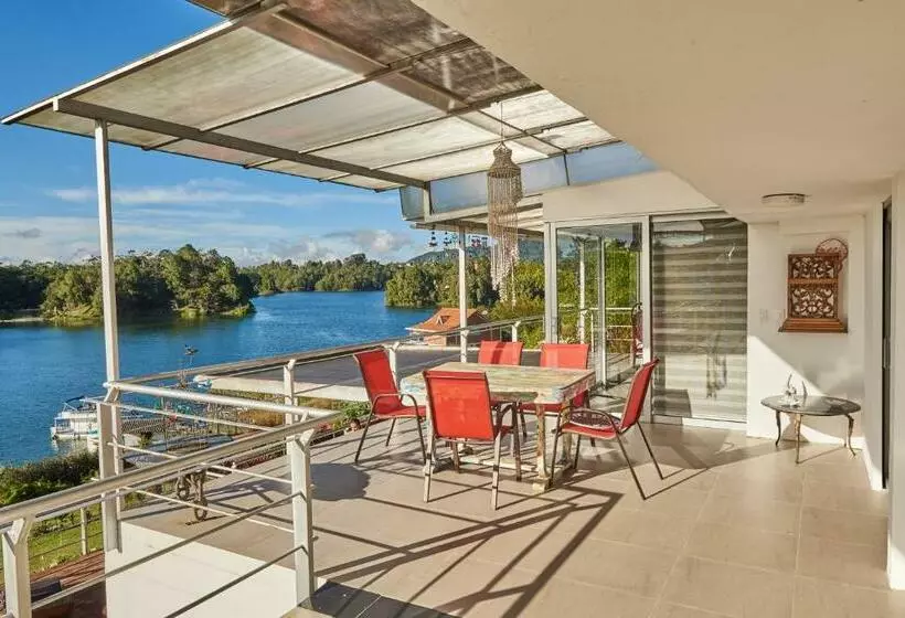 ホテル Bania Travels