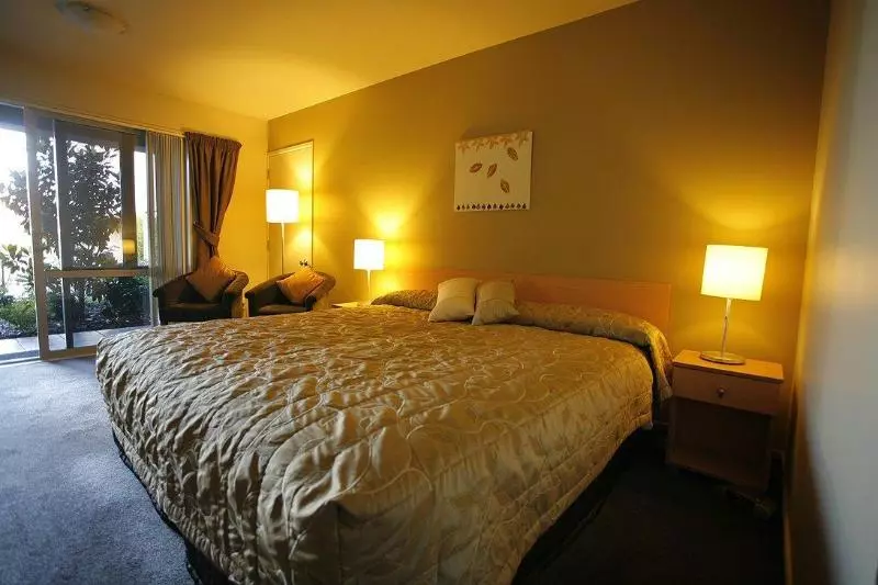 מוטל Centrepoint On Colombo