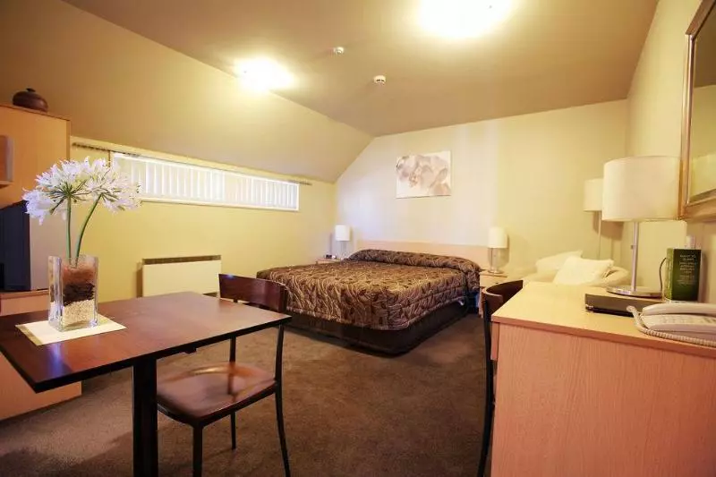 מוטל Centrepoint On Colombo