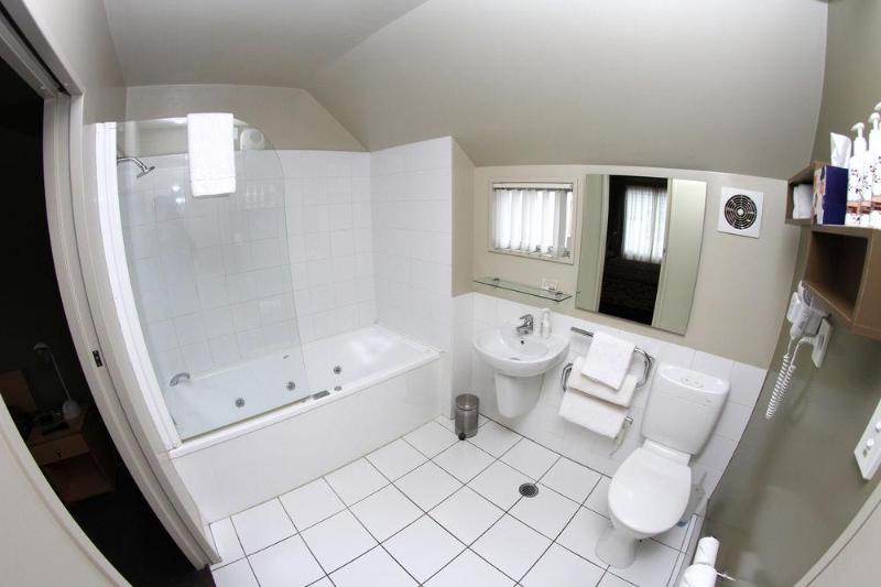 מוטל Centrepoint On Colombo