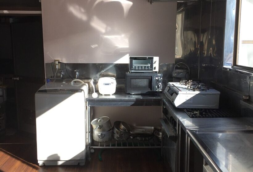 בית מלון כפרי Deep & Steep Lodge Hakuba