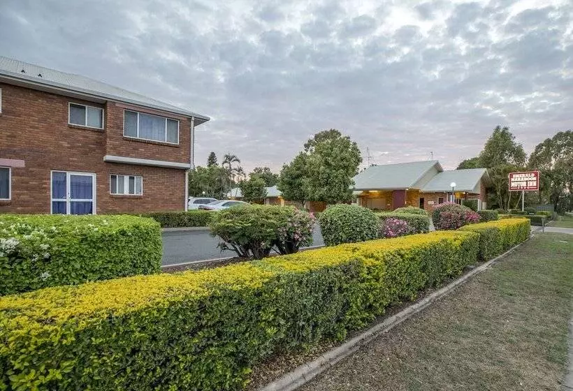 هتل Emerald Maraboon Motor Inn