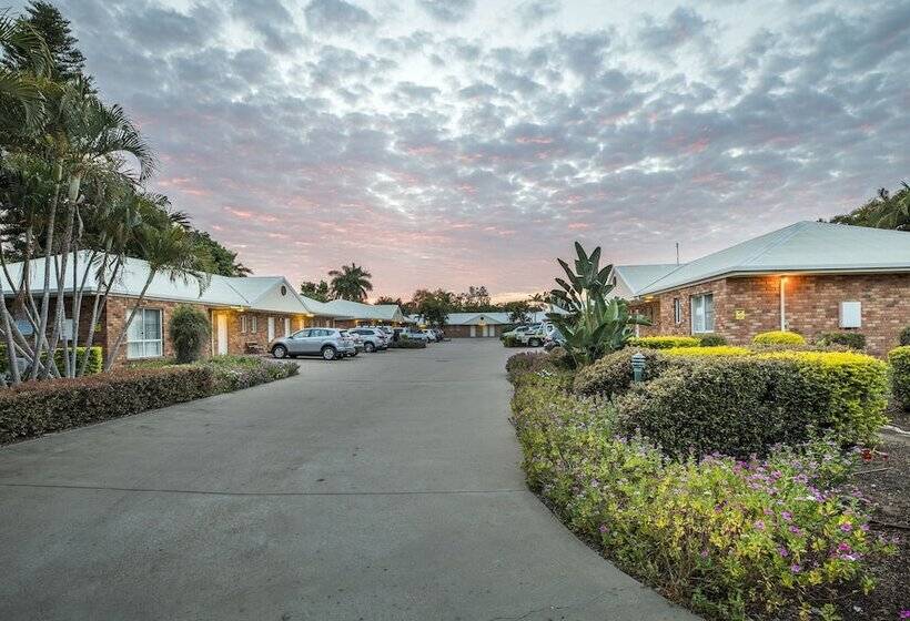 Hotel Emerald Maraboon Motor Inn